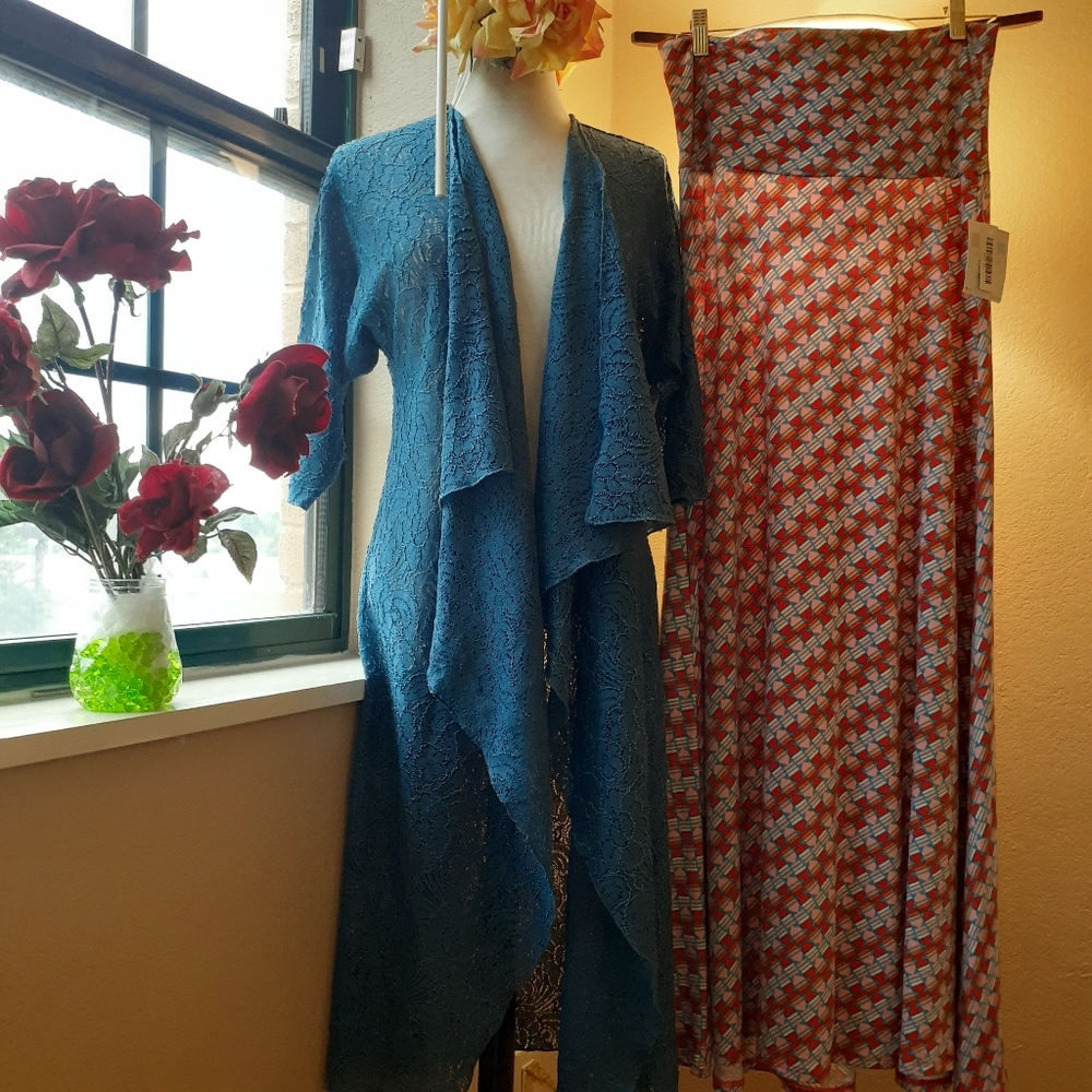 New LuLaRoe Skirt + Shirley Lace Kimono